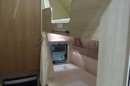 Burstner Averso Plus 440 TK