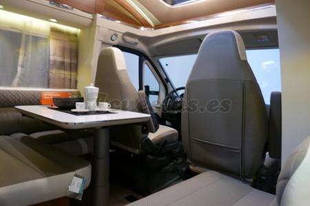 Adria Coral Plus 690 SC