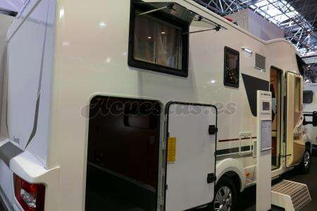 Adria Coral XL Plus 670 SL