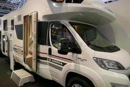 Adria Coral XL Plus 670 SL