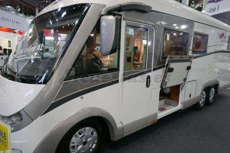 Carthago Chic C-Line XL 5.5 LE