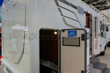 Hymer B DL 584