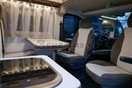 Bravia Mobil Swan 599