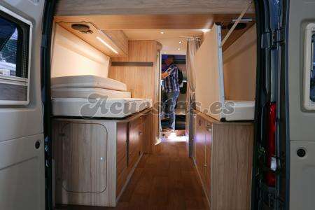 Hymer Car Yellowstone