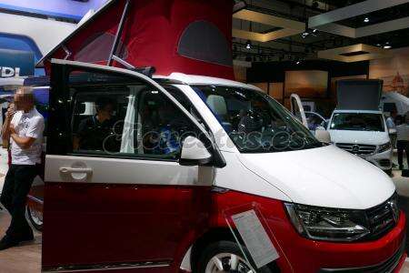 Volkswagen T6 California Ocean Red