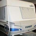 Toldilla de ancho entre 136 a 190 cms x 90 cm alto