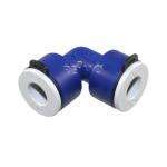Conector azul en angulo para tubo de 12 mm