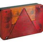 Piloto trasero superficie con triangulo derecho