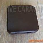 Tapa para enchufe marron