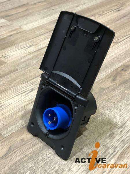 Toma exterior 220v cee moderna negra magnetica