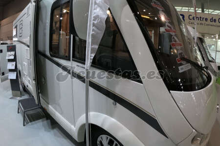 Carthago C Tourer I 144 LE Lightweight