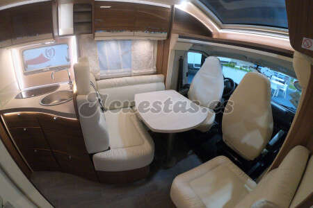 Eura Mobil Profila RS 720 EB