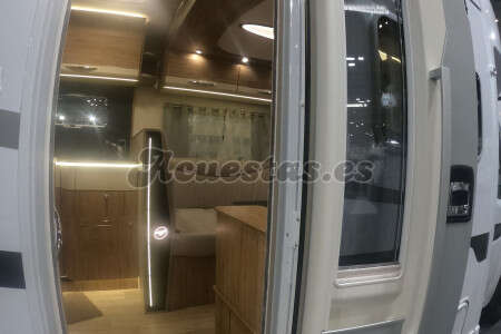 Pilote Pacific 716 P