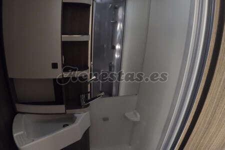 Eura Mobil Integra Line 695 HB