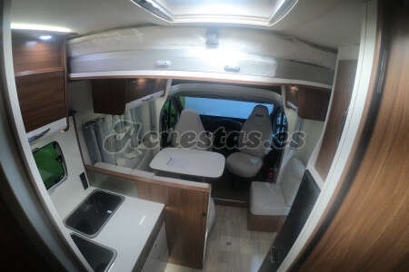 Pilote Pacific P 706 C Essentiel