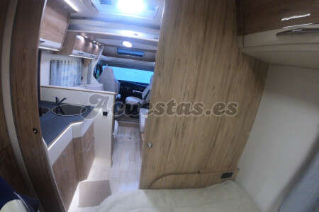 Pilote Pacific 716 P