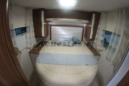 Pilote Pacific P 706 C Essentiel