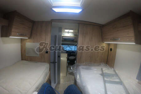 Pilote Pacific P 706 GJ