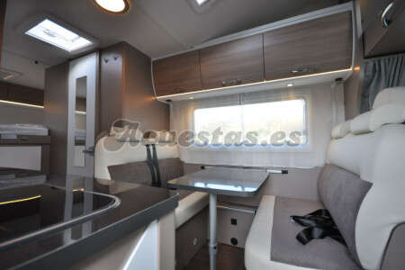 Blucamp Ocean 650