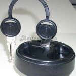 Tapon negro con llave para bocana de agua