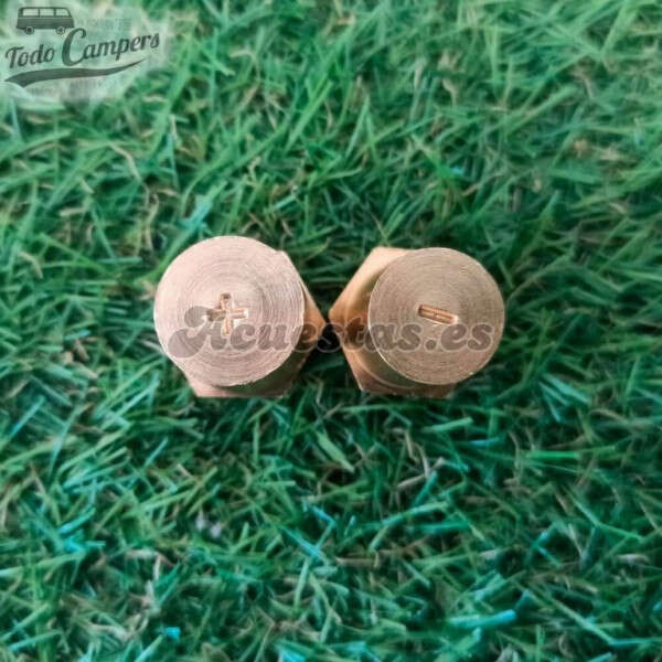 Bornes cónicos para baterías (rosca M8)