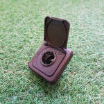 Toma 12v con marco embellecedor - Color marrón