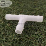 Empalme conector en forma de T para mangueras