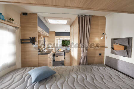 Caravelair Antares Titanium 430
