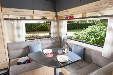 Caravelair Antares Titanium 430