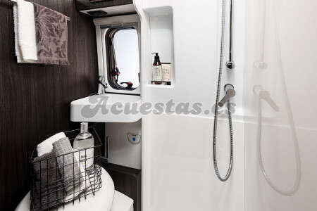 Benimar Benivan 116 Up