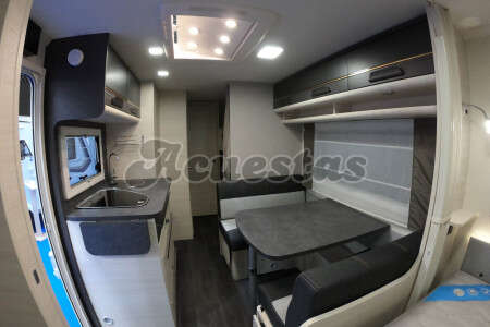 Caravelair Artica 496 Family