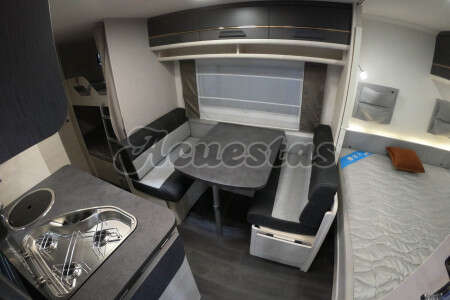 Caravelair Artica 496 Family