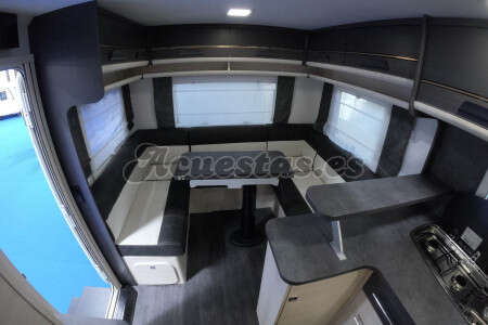 Caravelair Artica 520