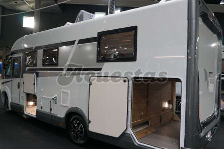 Mobilvetta K-Yacht Tekno Line 90