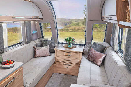 Bailey Unicorn Madrid